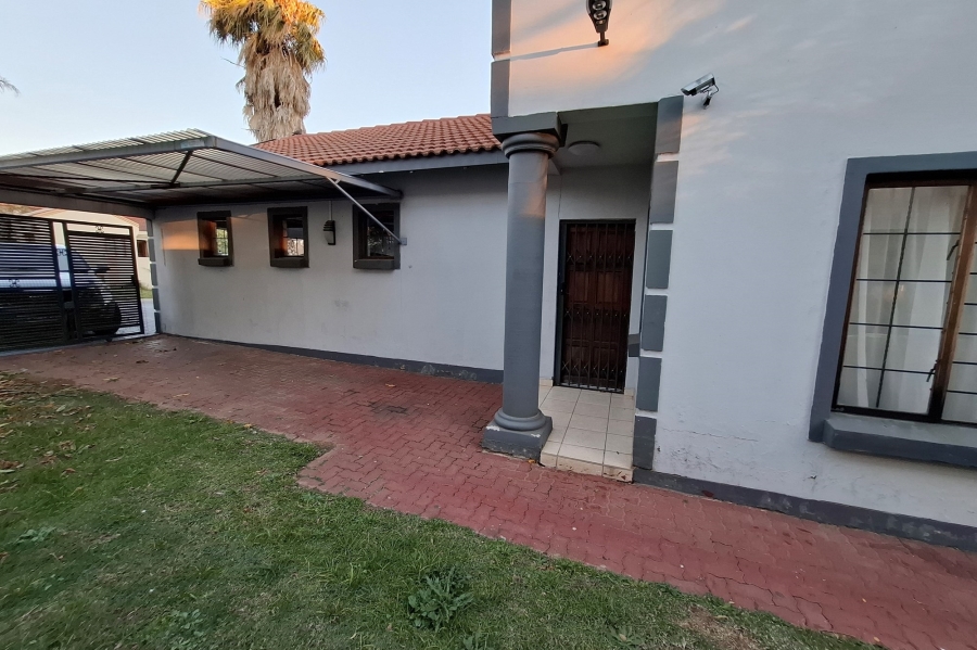 3 Bedroom Property for Sale in Country View Gauteng