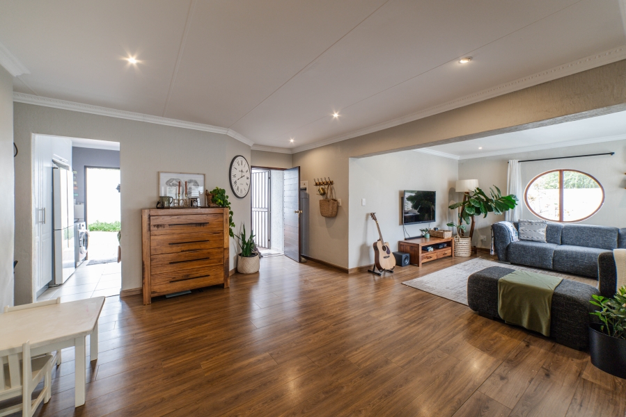 3 Bedroom Property for Sale in Beverley Gauteng