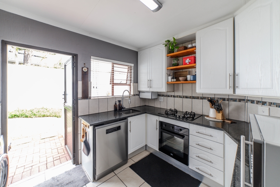 3 Bedroom Property for Sale in Beverley Gauteng