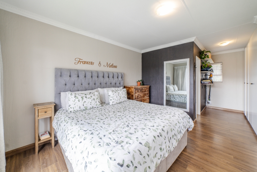 3 Bedroom Property for Sale in Beverley Gauteng