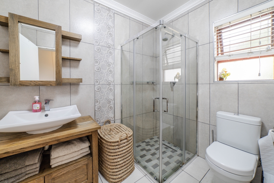3 Bedroom Property for Sale in Beverley Gauteng
