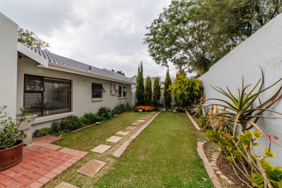 3 Bedroom Property for Sale in Beverley Gauteng