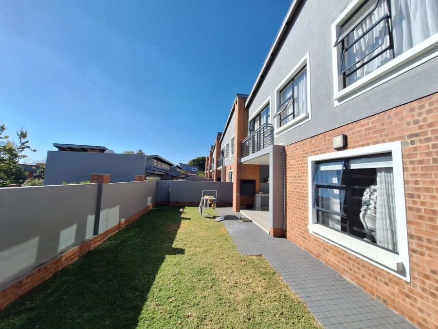 4 Bedroom Property for Sale in Montana Gauteng