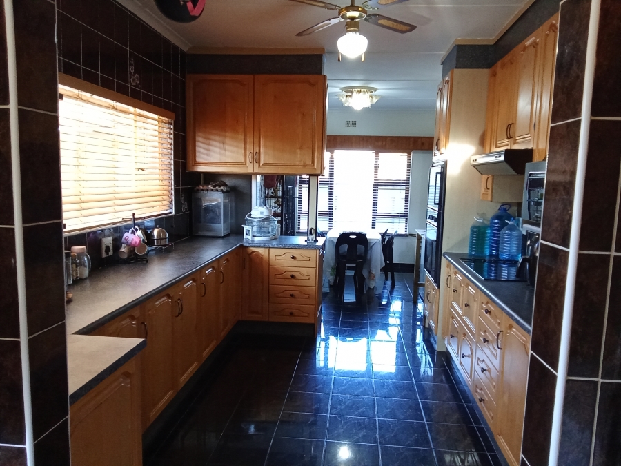 4 Bedroom Property for Sale in Mindalore Gauteng