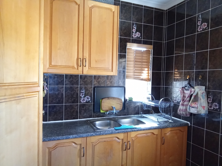 4 Bedroom Property for Sale in Mindalore Gauteng