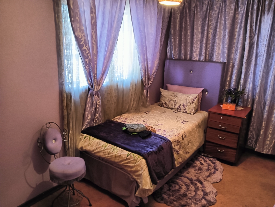 3 Bedroom Property for Sale in Edleen Gauteng