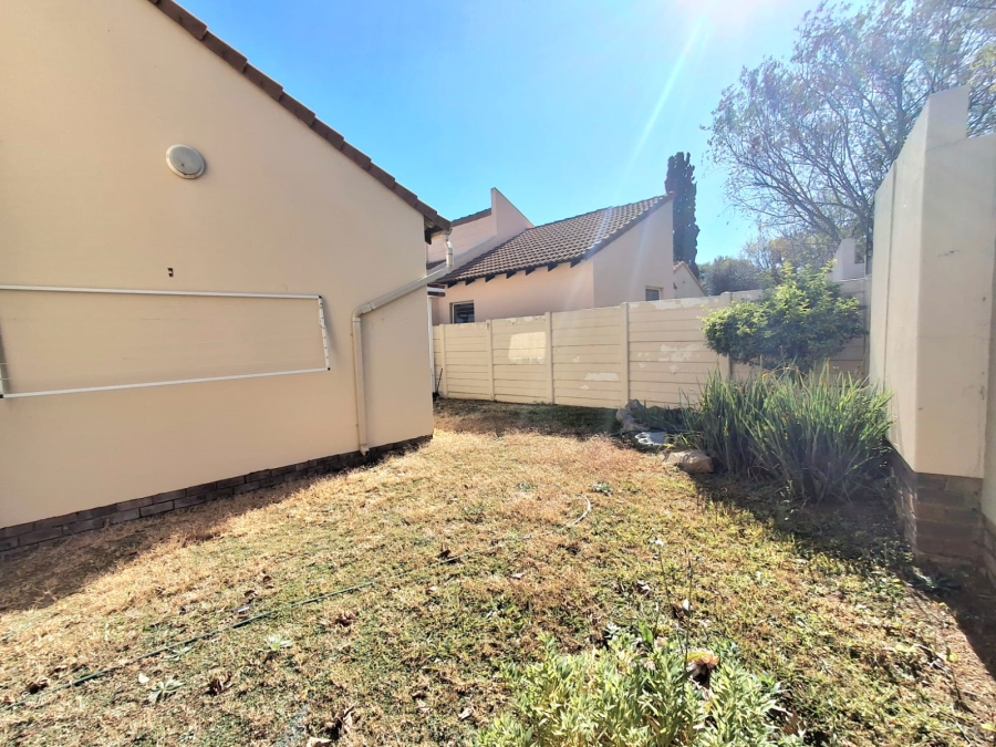 2 Bedroom Property for Sale in Eden Glen Gauteng