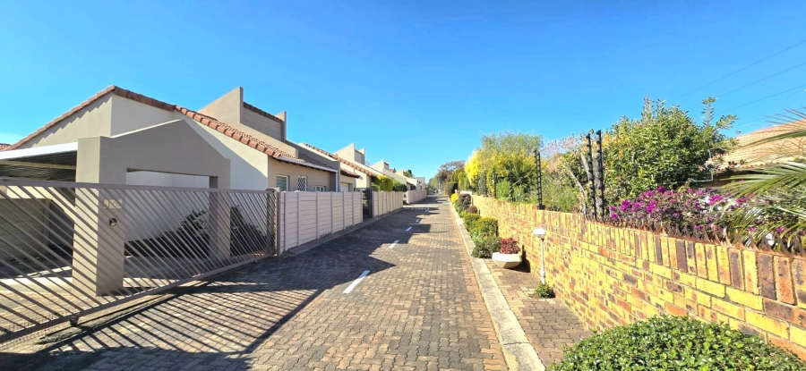 2 Bedroom Property for Sale in Eden Glen Gauteng