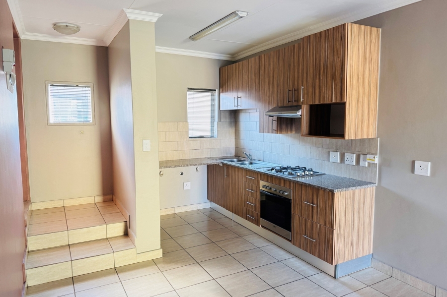 To Let 3 Bedroom Property for Rent in Noordwyk Gauteng