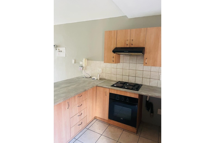 To Let 2 Bedroom Property for Rent in Halfway Gardens Gauteng