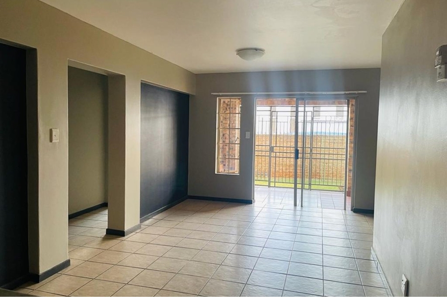To Let 2 Bedroom Property for Rent in Halfway Gardens Gauteng
