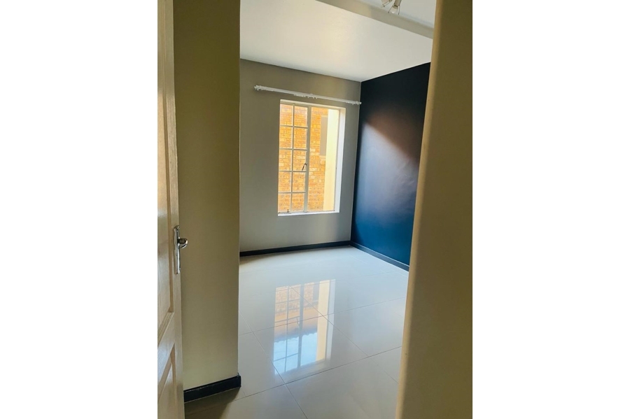 To Let 2 Bedroom Property for Rent in Halfway Gardens Gauteng