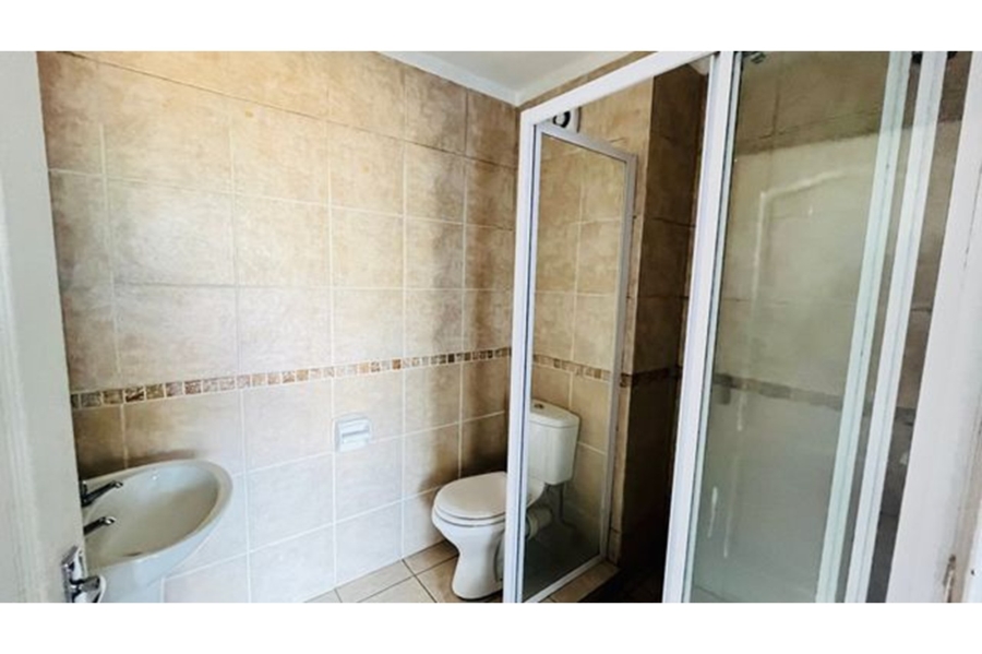 To Let 2 Bedroom Property for Rent in Halfway Gardens Gauteng