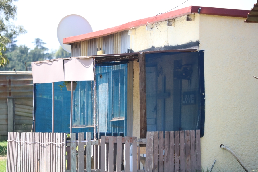 6 Bedroom Property for Sale in Zesfontein A H Gauteng