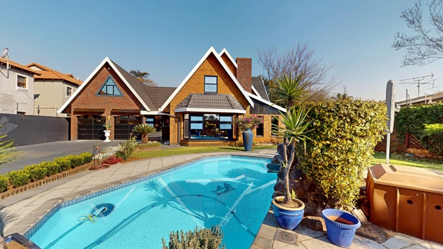 4 Bedroom Property for Sale in Beyers Park Gauteng