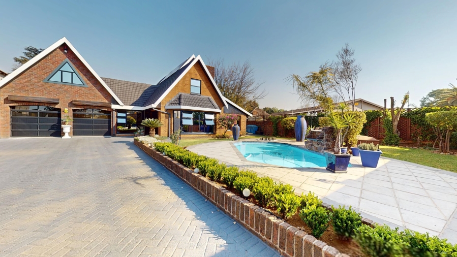 4 Bedroom Property for Sale in Beyers Park Gauteng