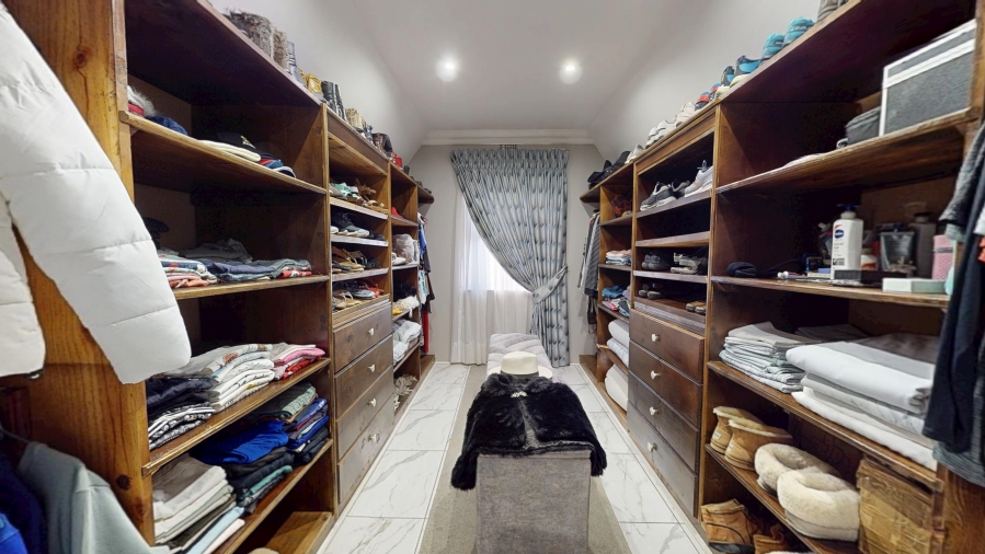 4 Bedroom Property for Sale in Beyers Park Gauteng