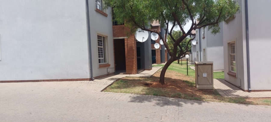 2 Bedroom Property for Sale in Terenure Gauteng