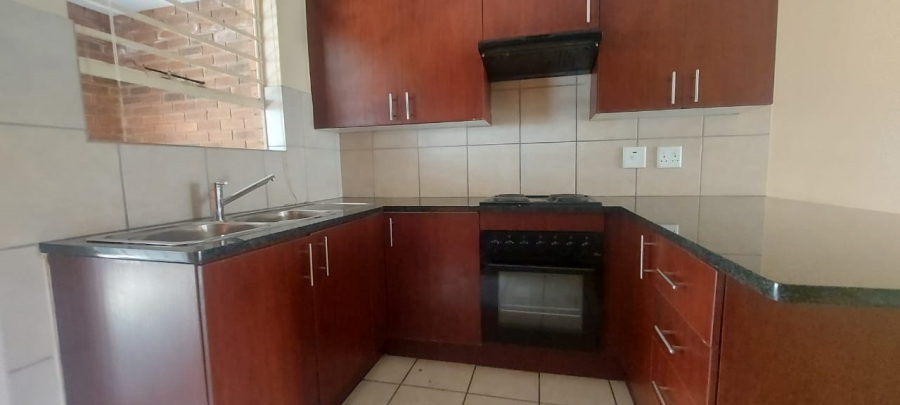 2 Bedroom Property for Sale in Terenure Gauteng