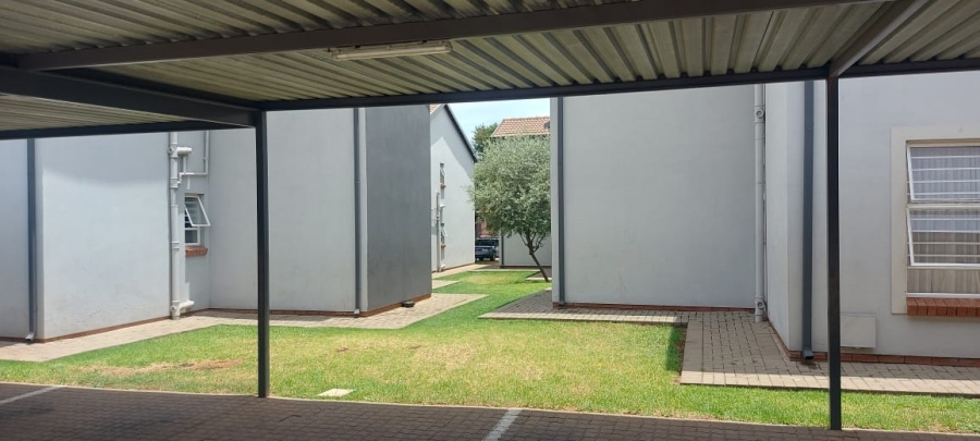 2 Bedroom Property for Sale in Terenure Gauteng