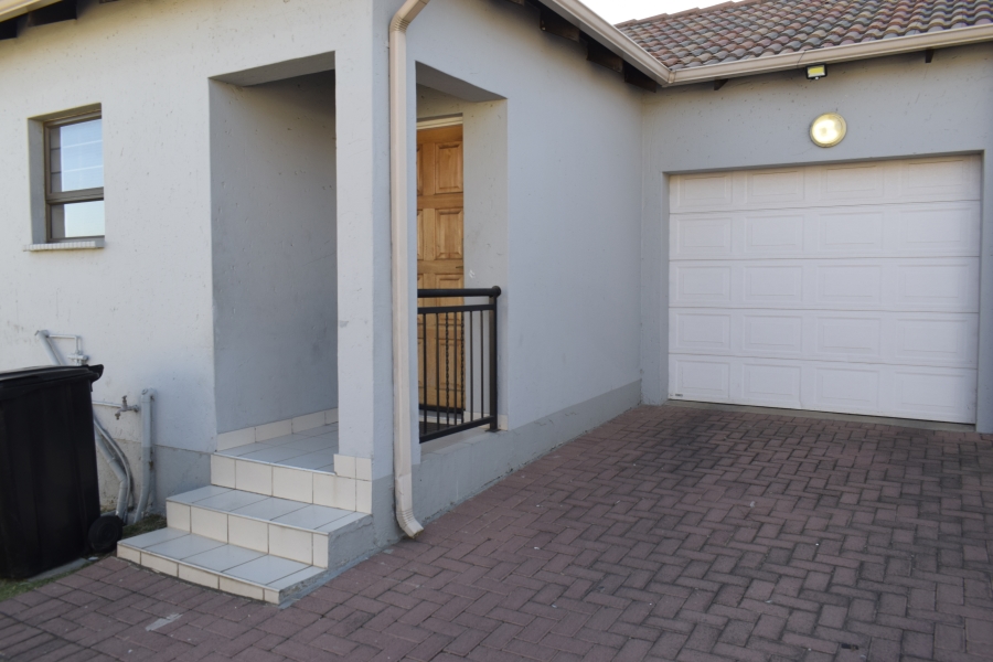 3 Bedroom Property for Sale in Parkrand Gauteng