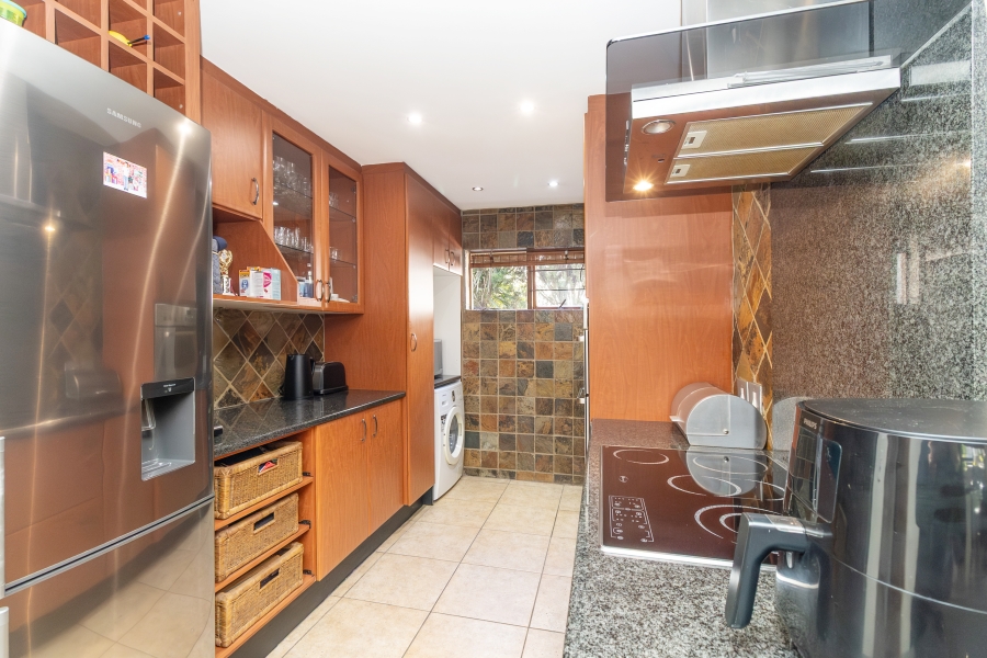 2 Bedroom Property for Sale in Paulshof Gauteng