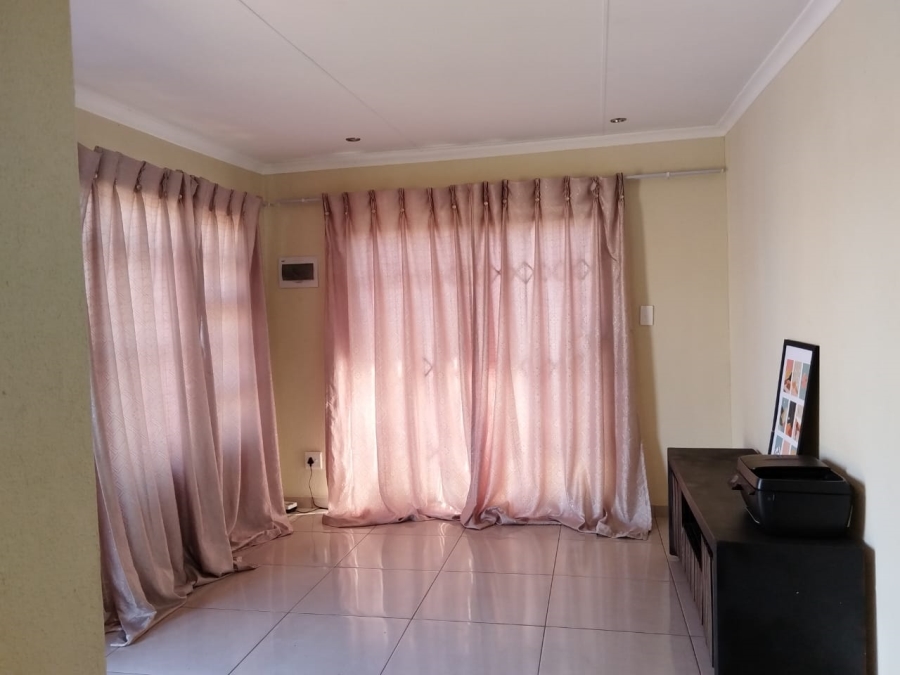 3 Bedroom Property for Sale in Vanderbijlpark CE 7 Gauteng