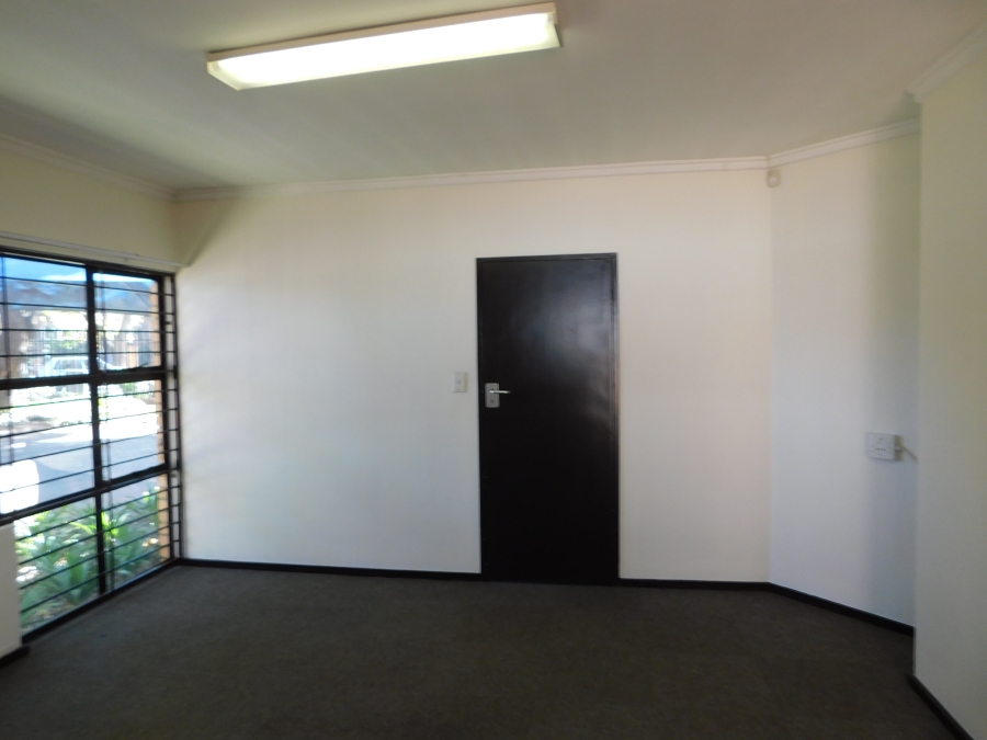 To Let commercial Property for Rent in Ferndale Gauteng