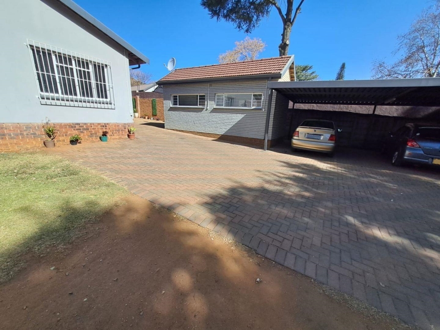 Commercial Property for Sale in Northcliff Gauteng