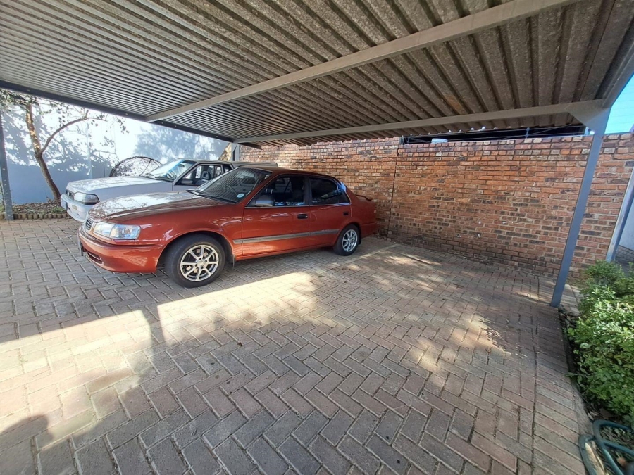 Commercial Property for Sale in Northcliff Gauteng