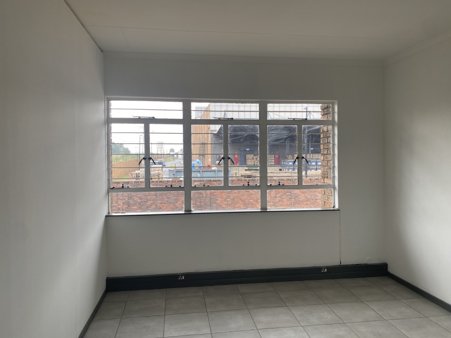 Commercial Property for Sale in Clayville Gauteng