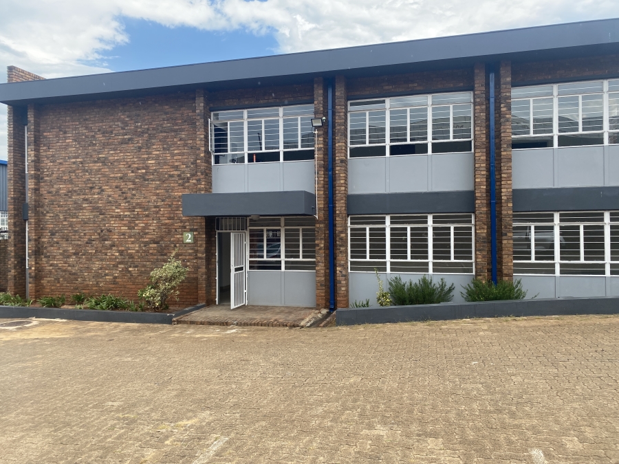Commercial Property for Sale in Clayville Gauteng