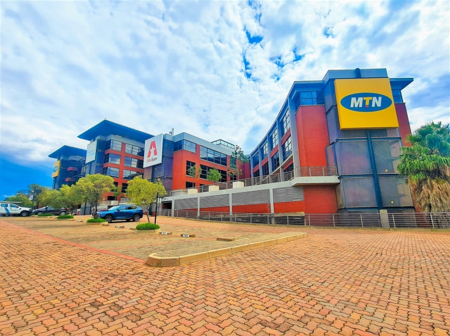 To Let commercial Property for Rent in Constantia Kloof Gauteng