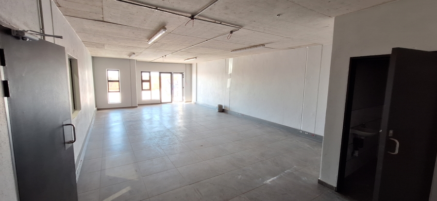 To Let commercial Property for Rent in Nooitgedacht Gauteng