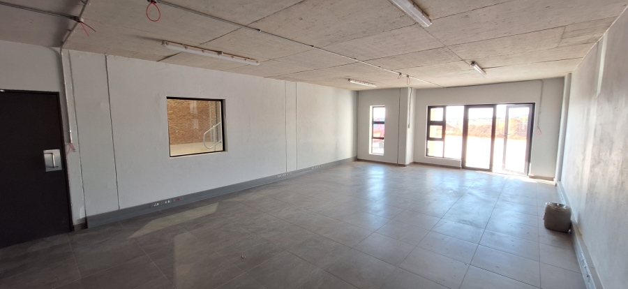 To Let commercial Property for Rent in Nooitgedacht Gauteng