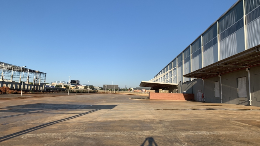 To Let commercial Property for Rent in Louwlardia Gauteng