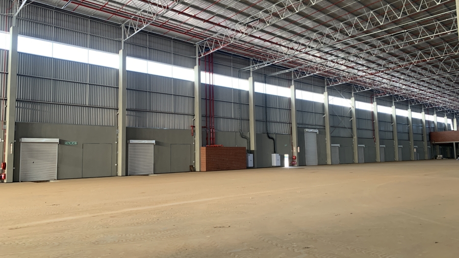 To Let commercial Property for Rent in Louwlardia Gauteng