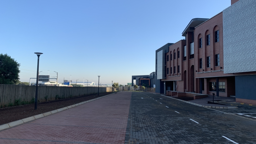 To Let commercial Property for Rent in Louwlardia Gauteng