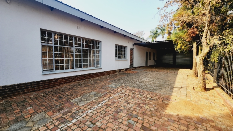 To Let commercial Property for Rent in Monument Park Gauteng