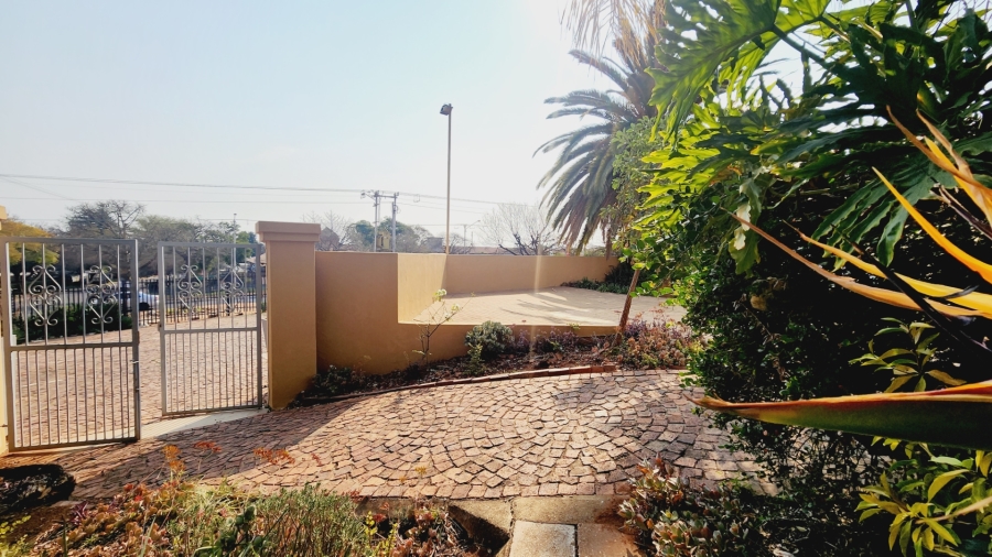 To Let commercial Property for Rent in Monument Park Gauteng