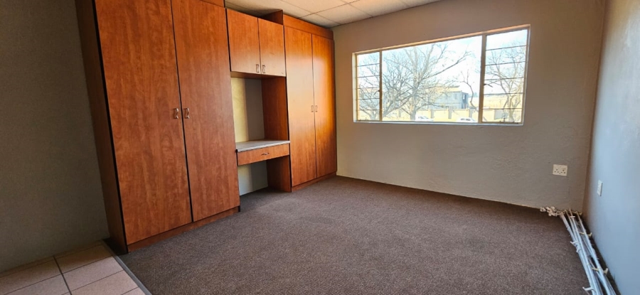 To Let commercial Property for Rent in Parkrand Gauteng