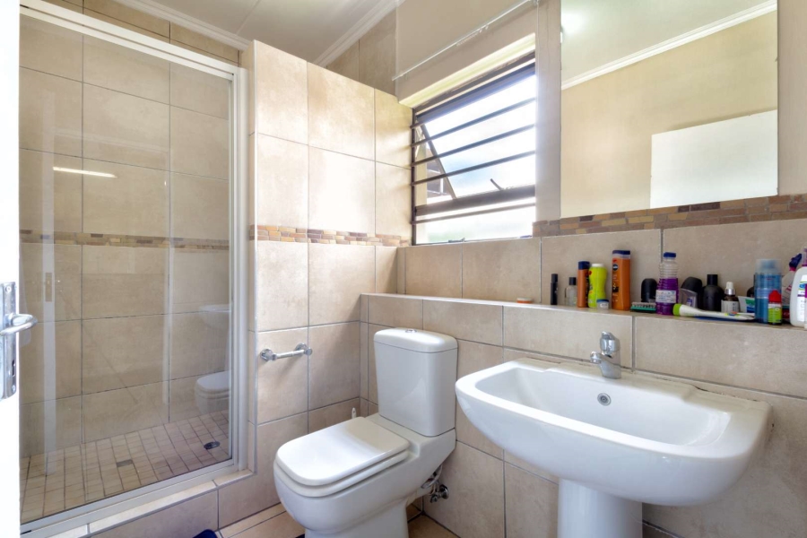 1 Bedroom Property for Sale in Sunninghill Gauteng