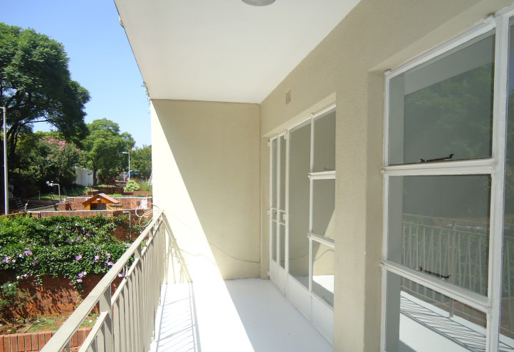 To Let 2 Bedroom Property for Rent in Linden Gauteng