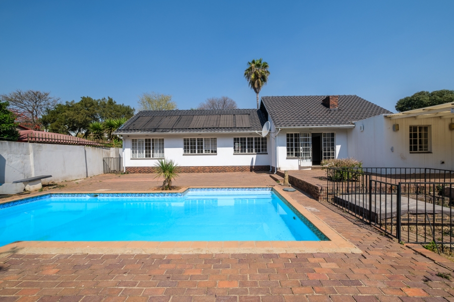 5 Bedroom Property for Sale in Robin Hills Gauteng