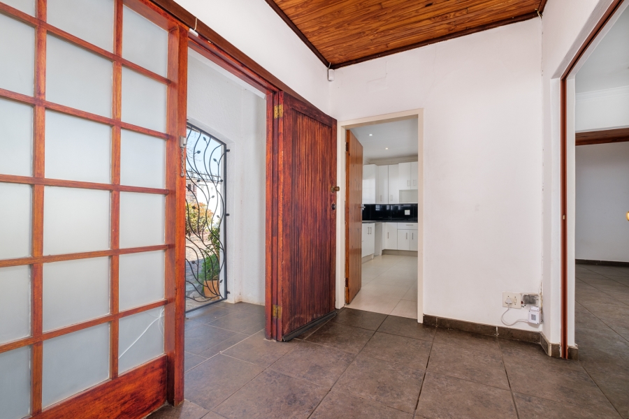5 Bedroom Property for Sale in Robin Hills Gauteng