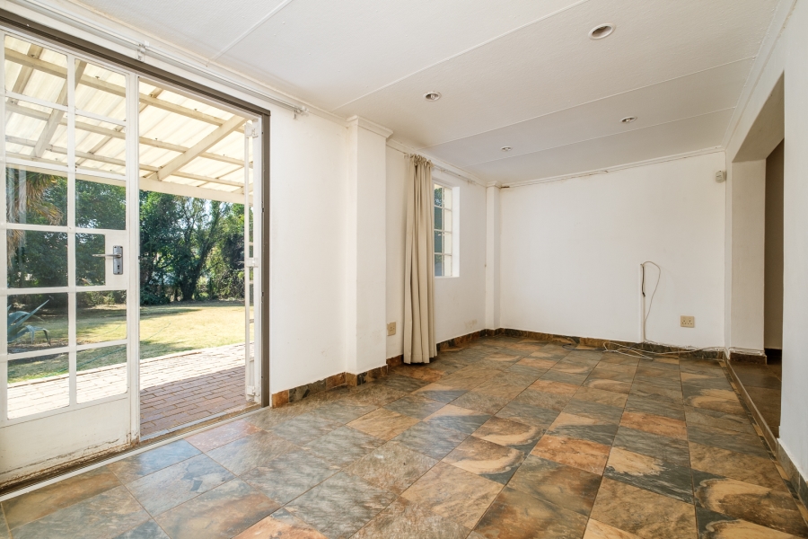 5 Bedroom Property for Sale in Robin Hills Gauteng