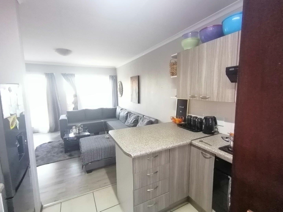 2 Bedroom Property for Sale in Amorosa Gauteng