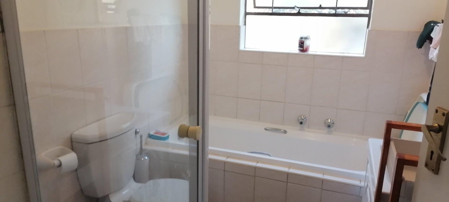 2 Bedroom Property for Sale in Amorosa Gauteng