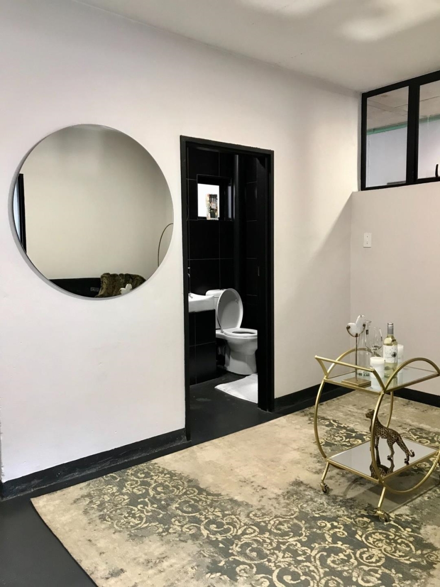 To Let 1 Bedroom Property for Rent in Johannesburg Central Gauteng