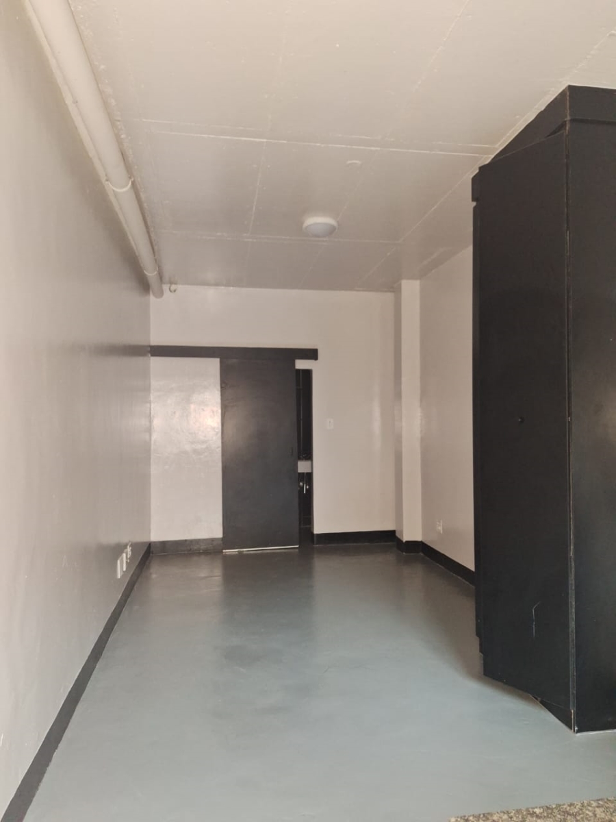 To Let 2 Bedroom Property for Rent in City and Suburban Gauteng